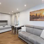 Magnoliaapartments - 5 Nirone Center アパート *
