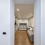 Magnoliaapartments - 5 Nirone Center アパート ミラノ