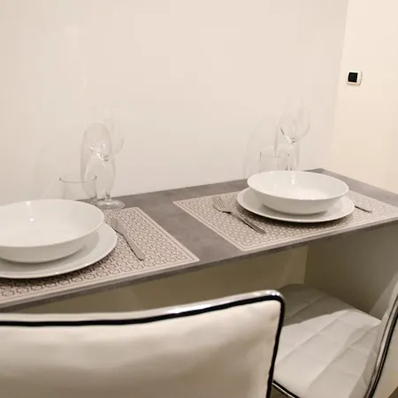 Magnoliaapartments - 5 Nirone Center Apartamento